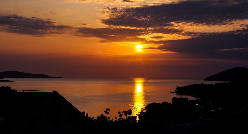 Apartments Viskovic Hvar Town Ruang foto