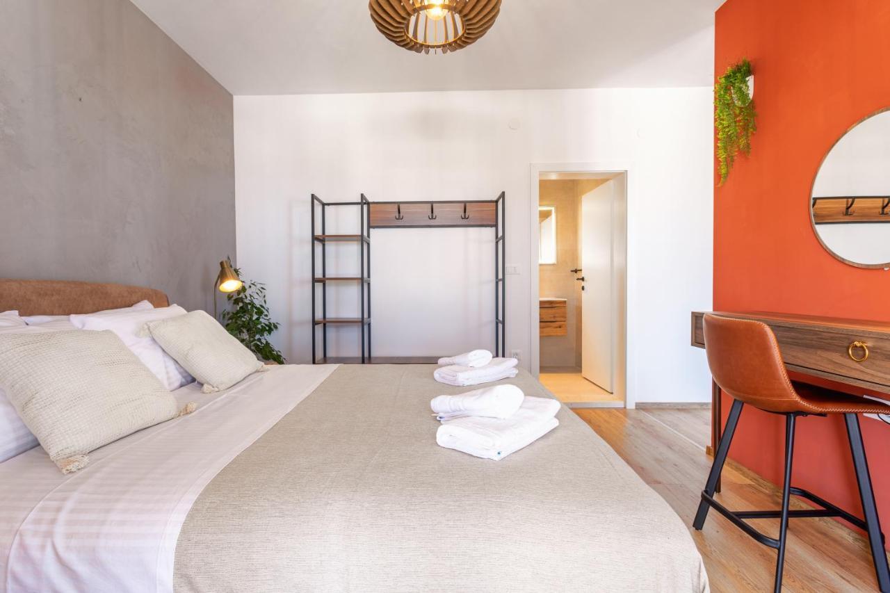 Apartments Viskovic Hvar Town Bagian luar foto